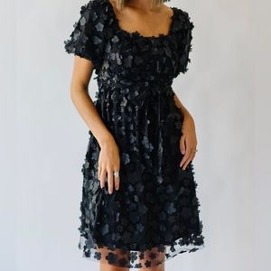 NWT Black Spring Flower Dress Large | Piper & Scoot Carly 3D Floral Dress Large